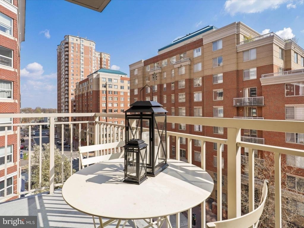820 N Pollard Street - Photo 24