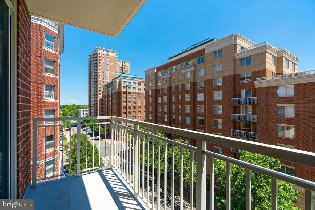 820 N Pollard Street - Photo 26