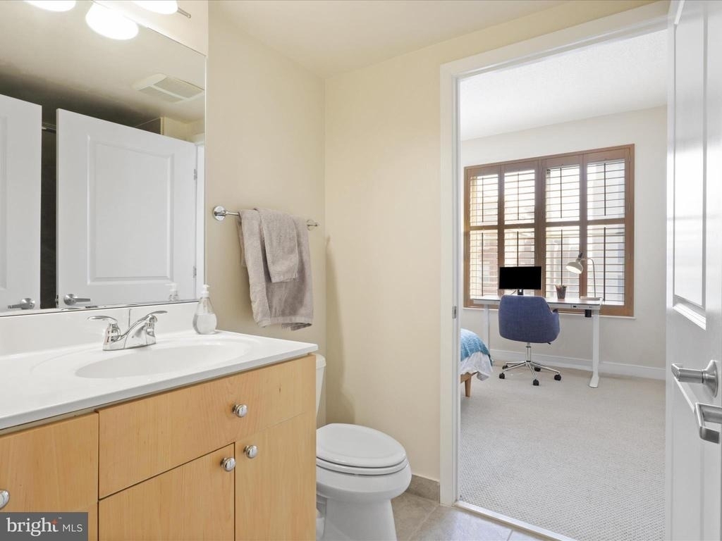 820 N Pollard Street - Photo 11