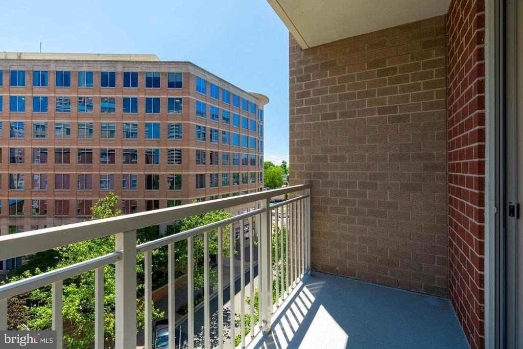 820 N Pollard Street - Photo 28