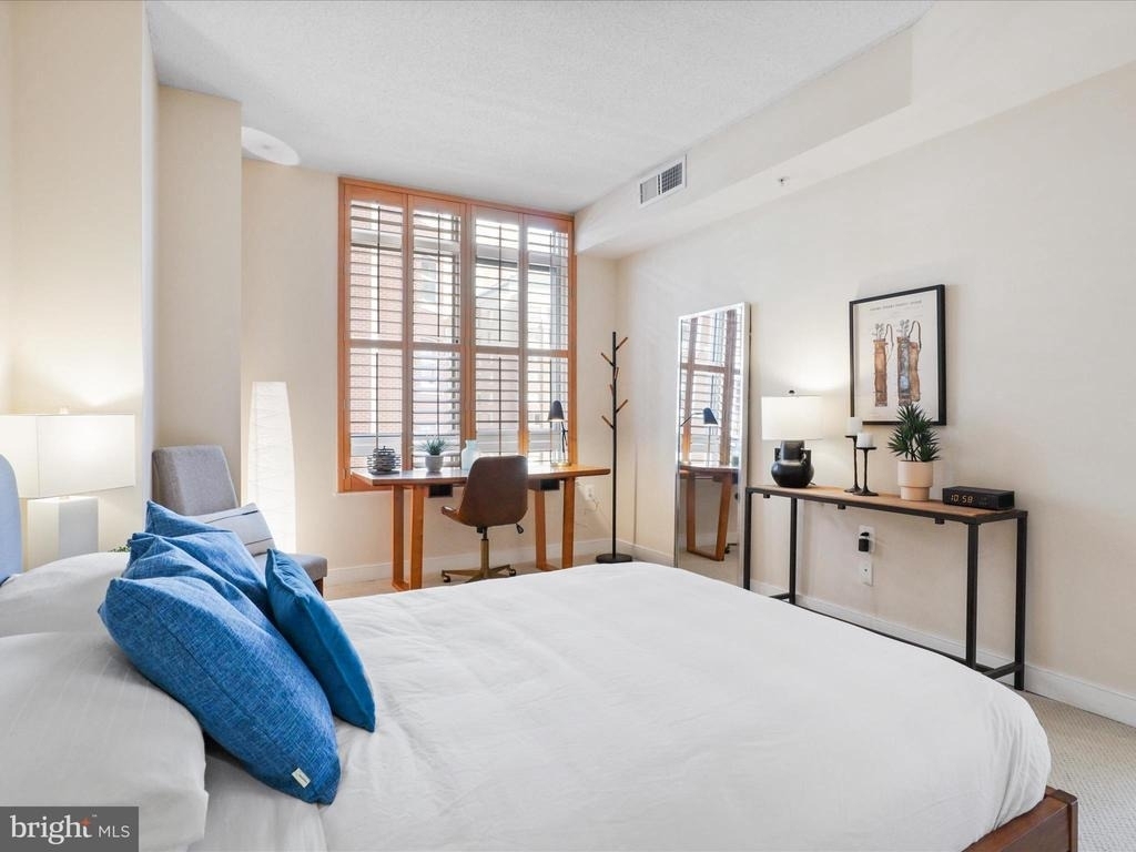 820 N Pollard Street - Photo 32