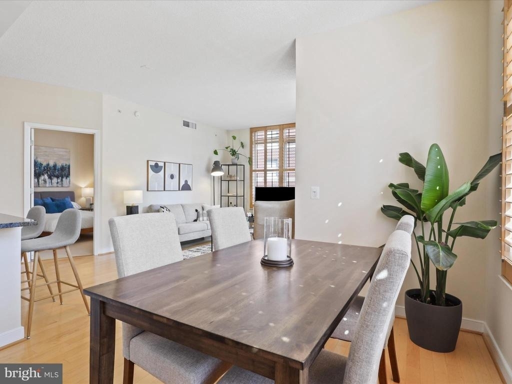 820 N Pollard Street - Photo 15