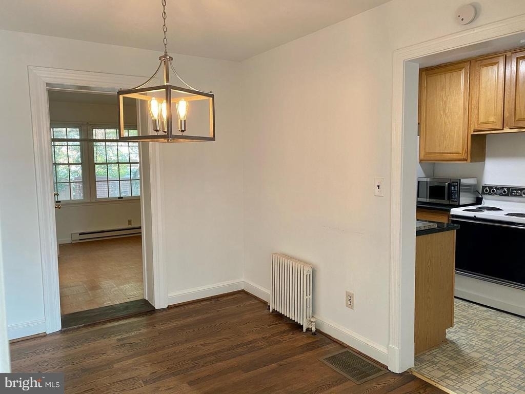 1047 N Monroe Street - Photo 4