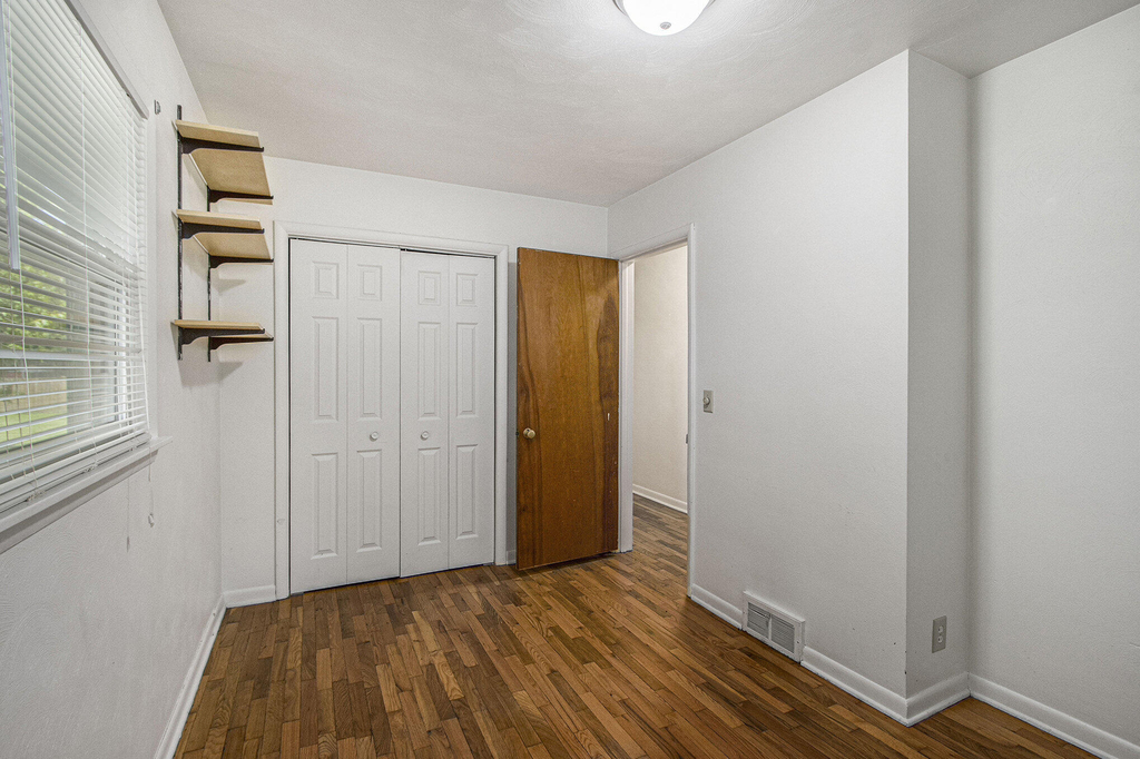 5215 E S Avenue - Photo 10