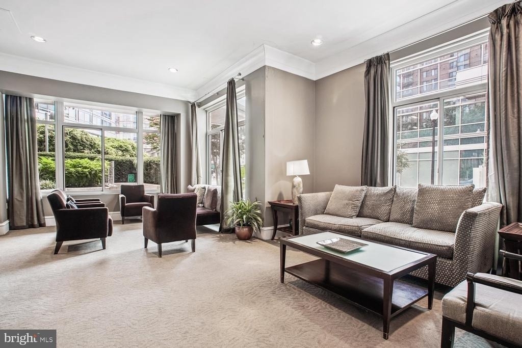 851 Glebe N - Photo 5