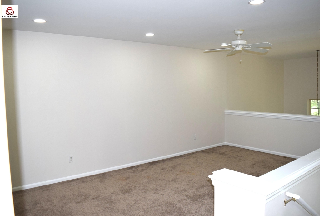 1566 Heron Circle - Photo 12