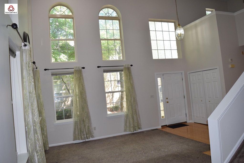 1566 Heron Circle - Photo 2
