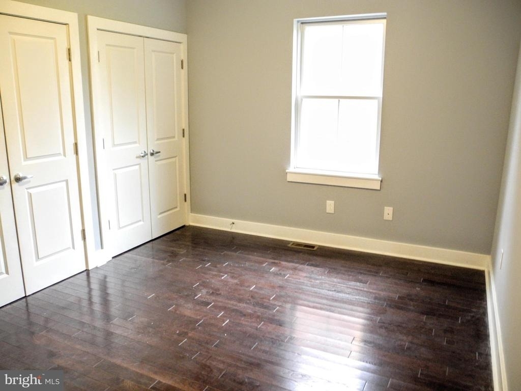 2012 W Girard Avenue - Photo 6