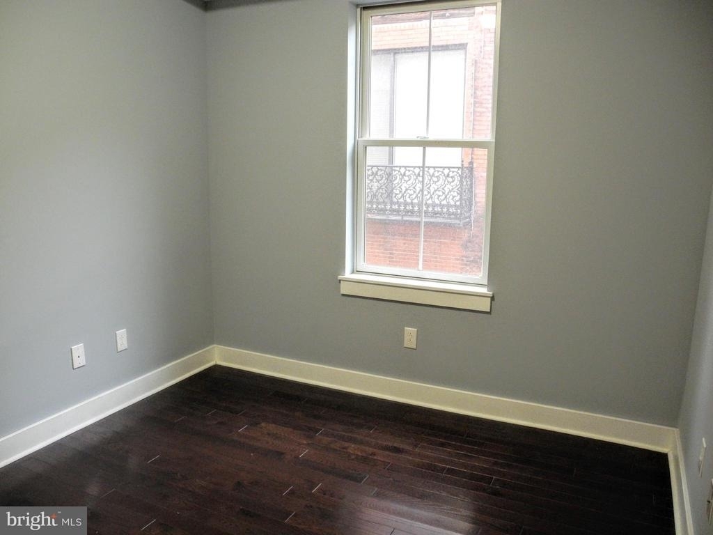 2012 W Girard Avenue - Photo 3