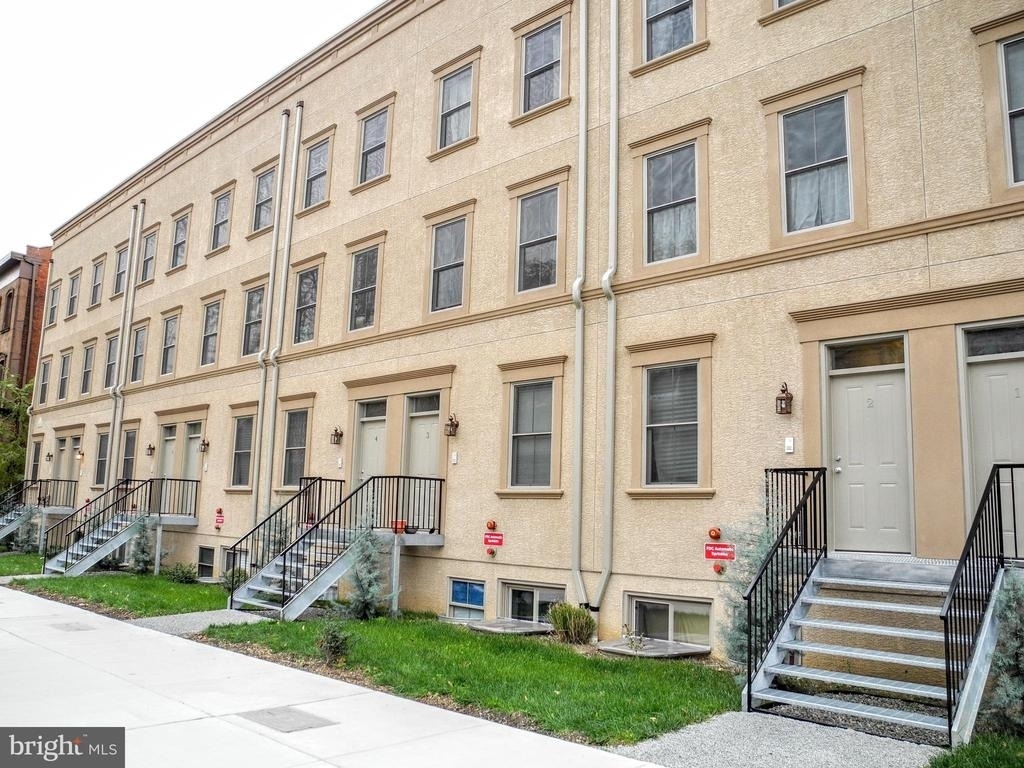 2012 W Girard Avenue - Photo 13
