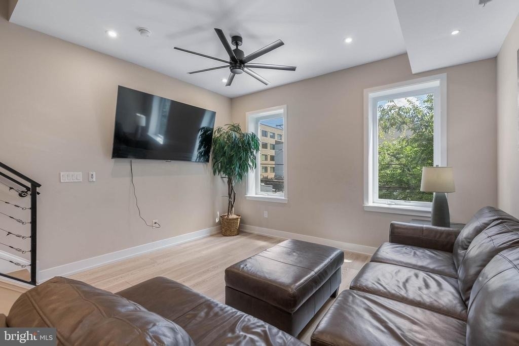 614 S 15th Street - Photo 6