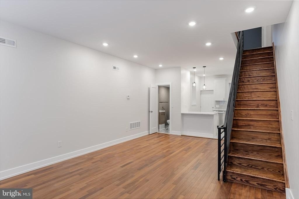 2445 S Rosewood Street - Photo 3