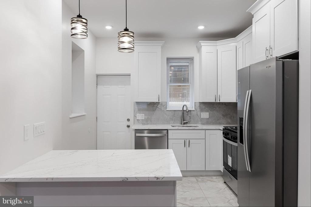 2445 S Rosewood Street - Photo 8
