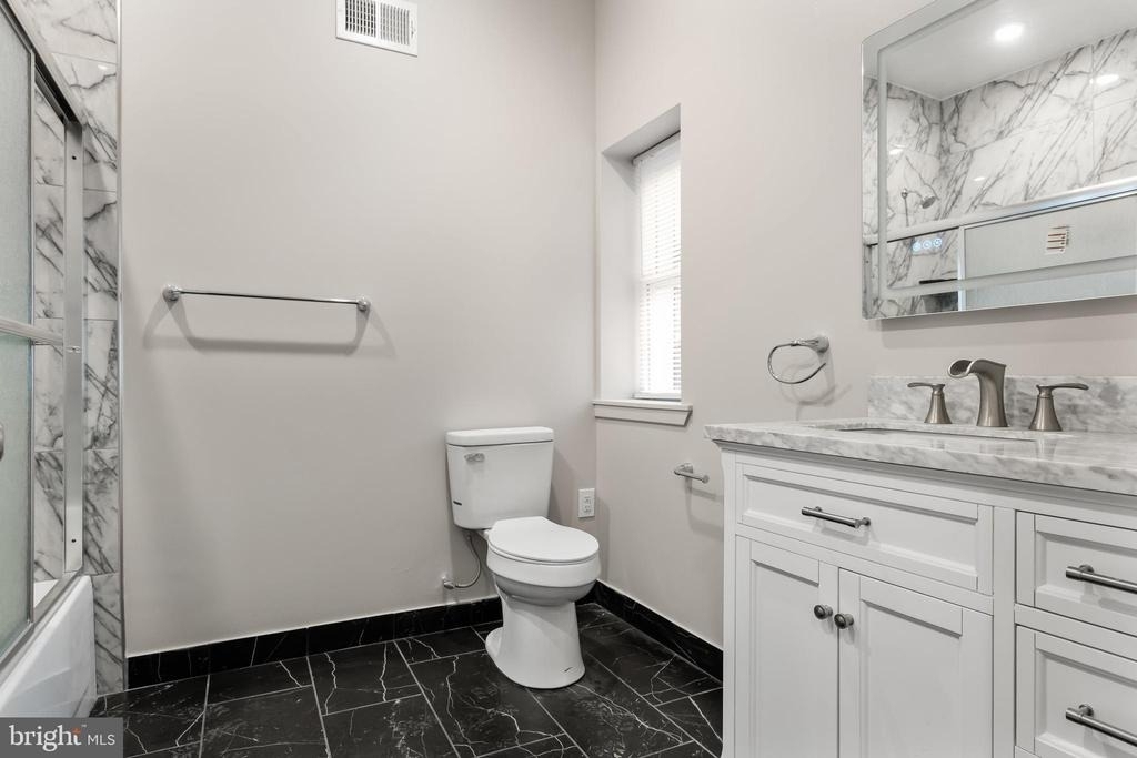 2445 S Rosewood Street - Photo 14