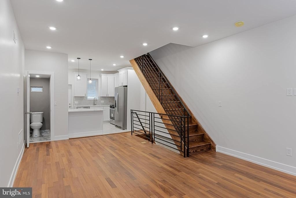 2445 S Rosewood Street - Photo 4