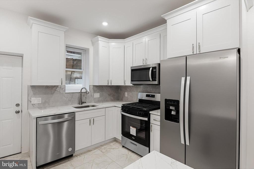 2445 S Rosewood Street - Photo 10