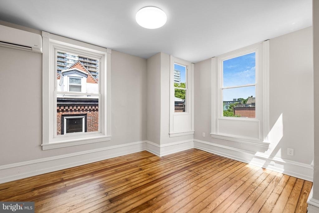 2311 Green Street - Photo 4