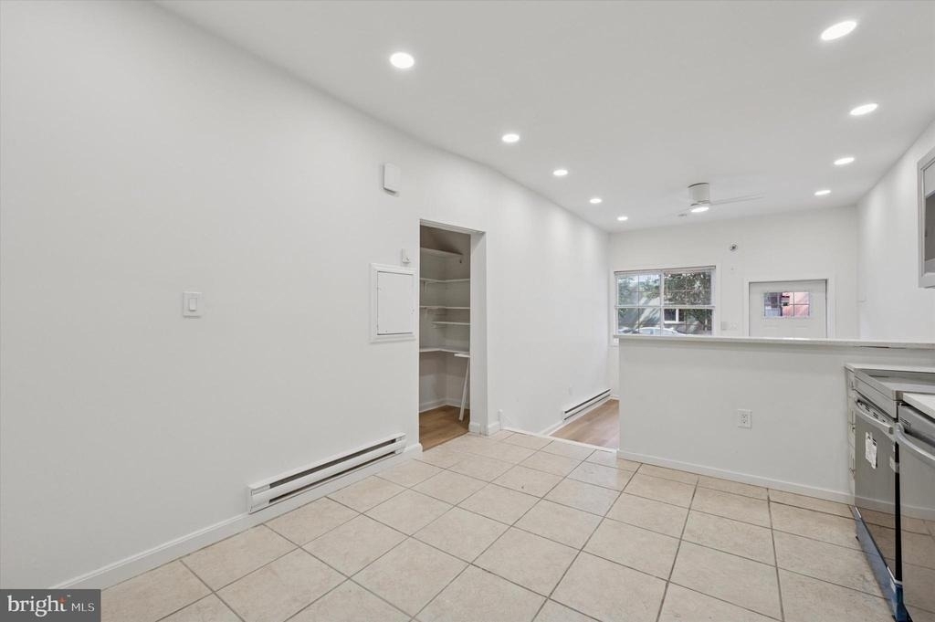 2120 Christian Street - Photo 6