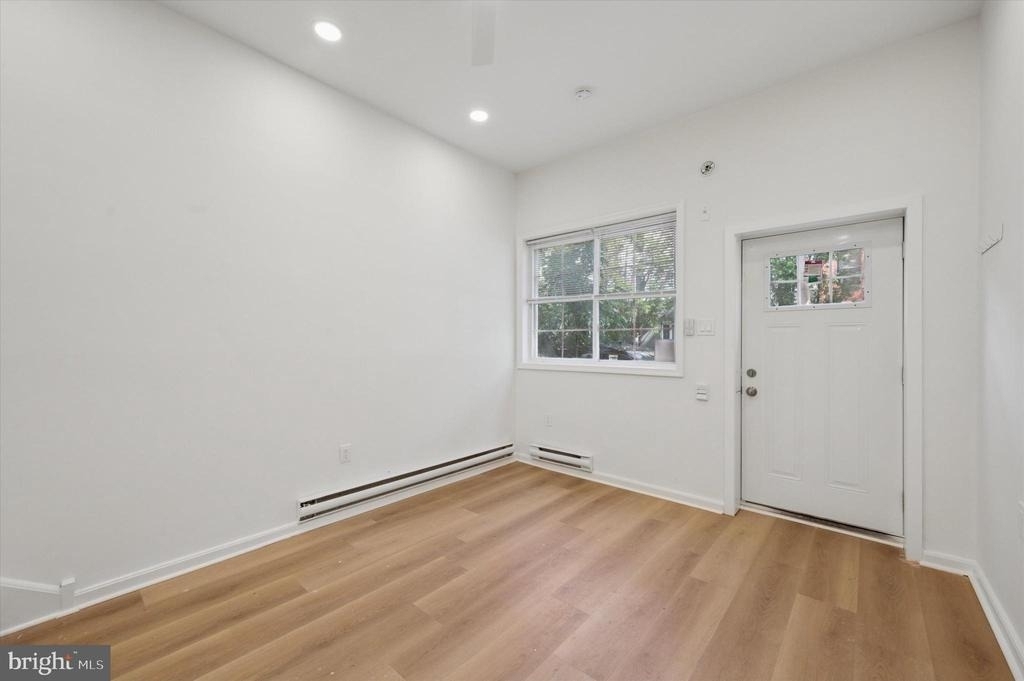2120 Christian Street - Photo 2