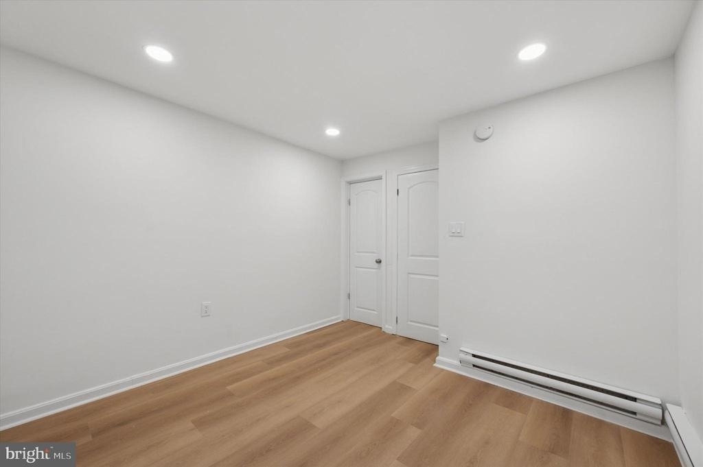 2120 Christian Street - Photo 7