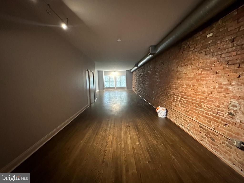 104 S 13th Street - Photo 4