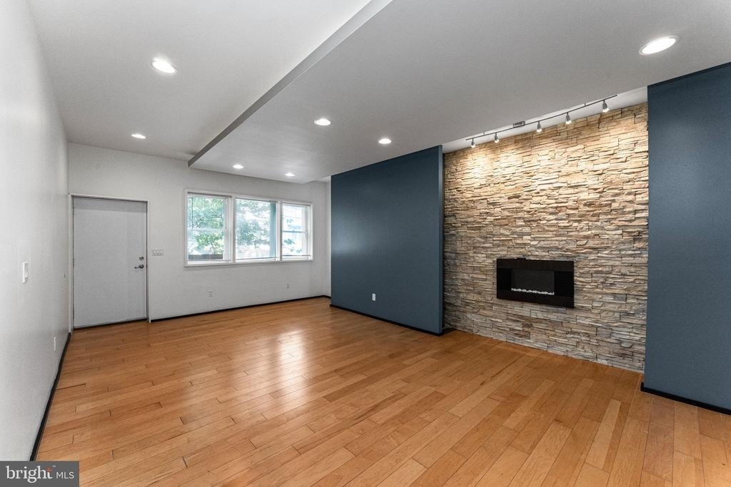 907 N 5th Street - Photo 4