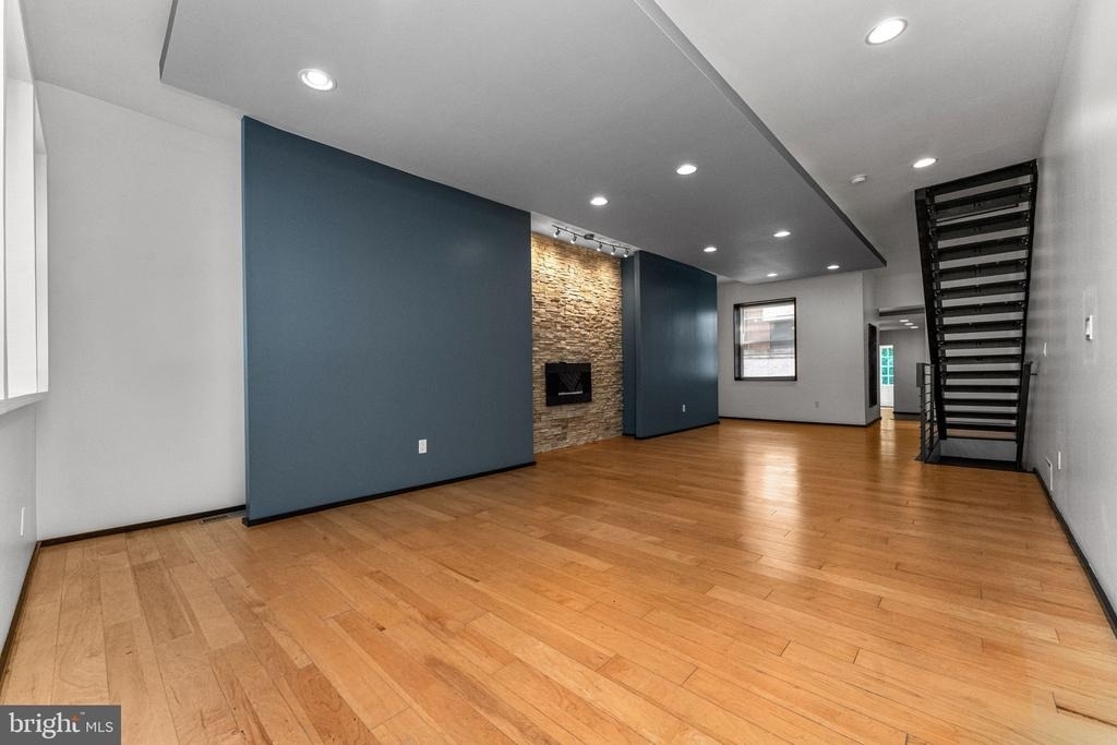 907 N 5th Street - Photo 5