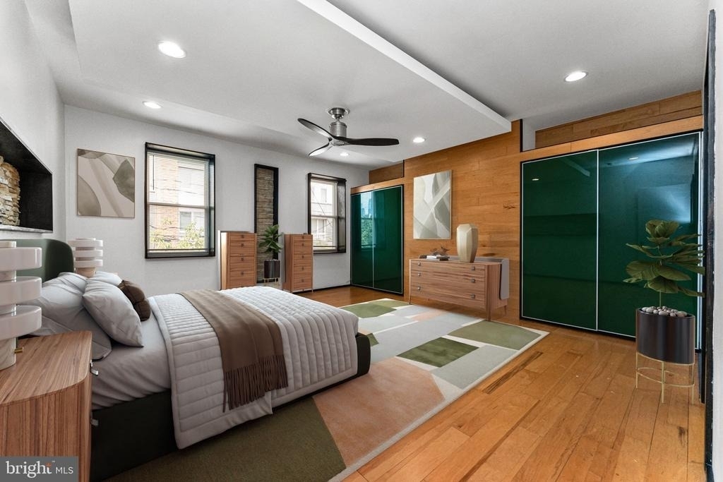 907 N 5th Street - Photo 1