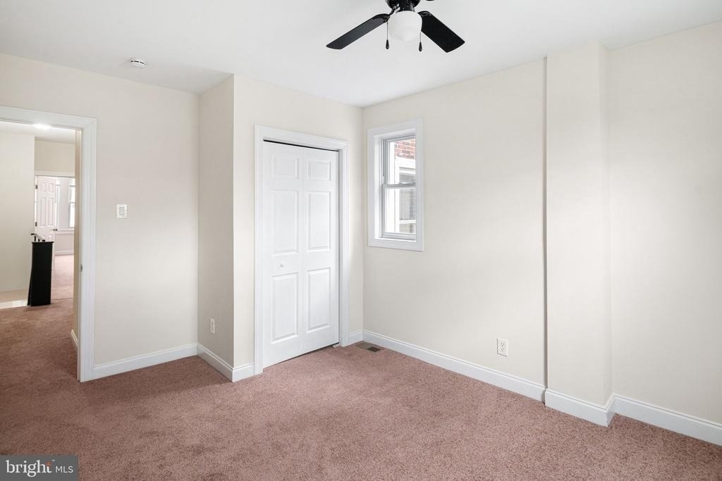 5638 Malcolm Street - Photo 9
