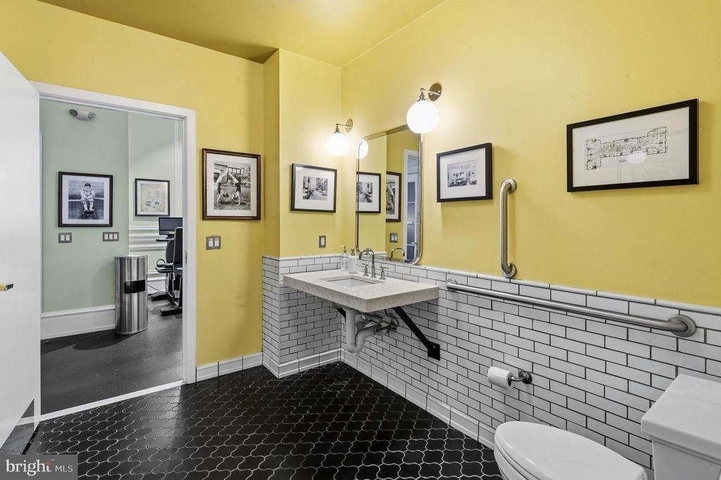 1518 Spruce Street - Photo 26