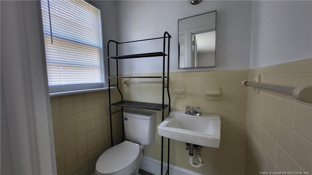 311 E 16th Street - Photo 6