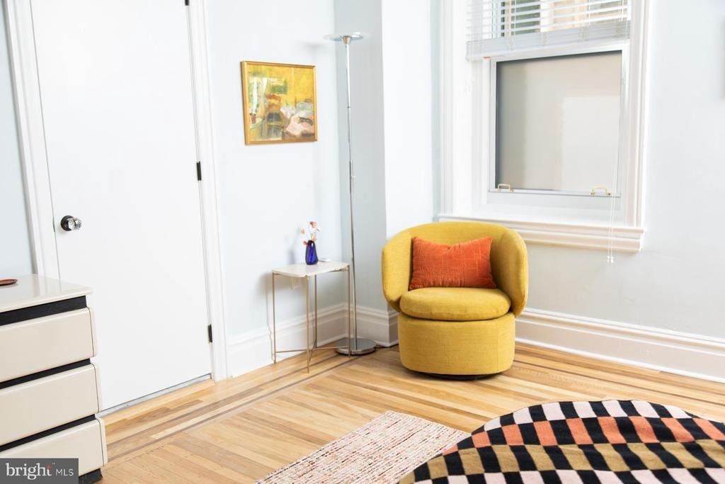 1520 Spruce Street - Photo 11