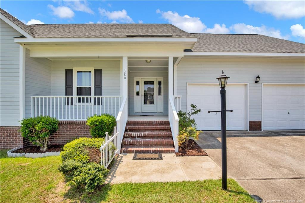 380 Eileen Drive - Photo 3