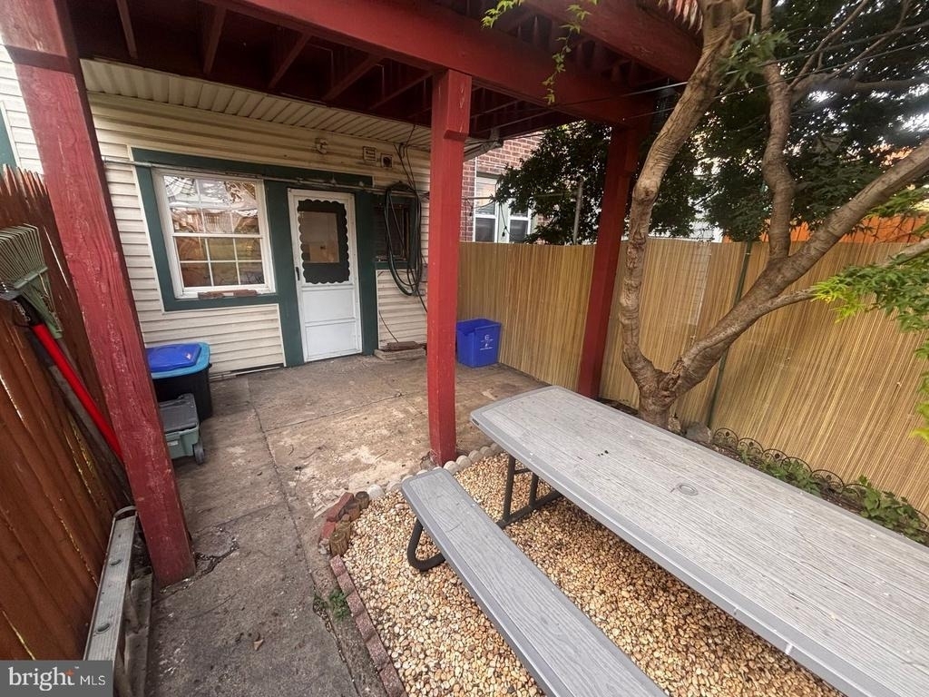 3229 Almond Street - Photo 15