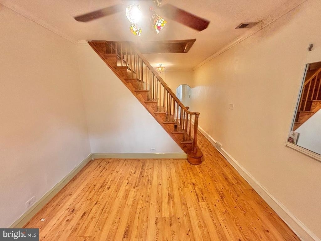 3229 Almond Street - Photo 2