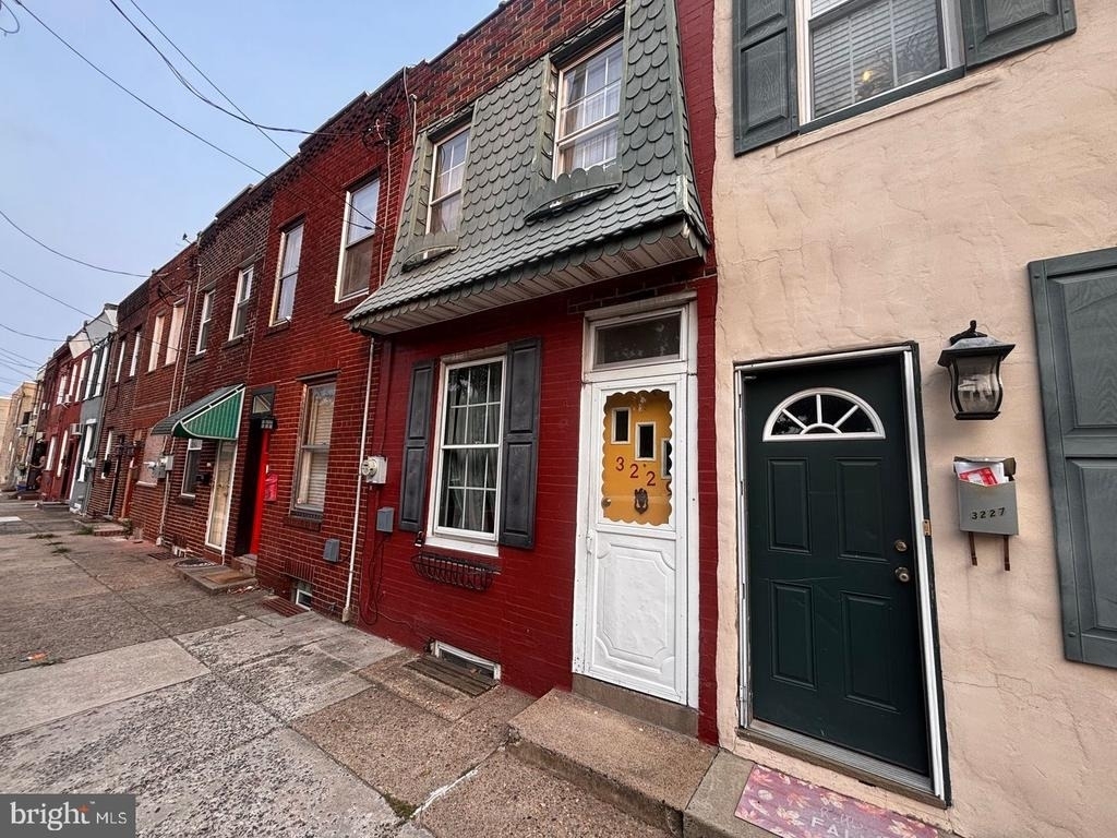 3229 Almond Street - Photo 1