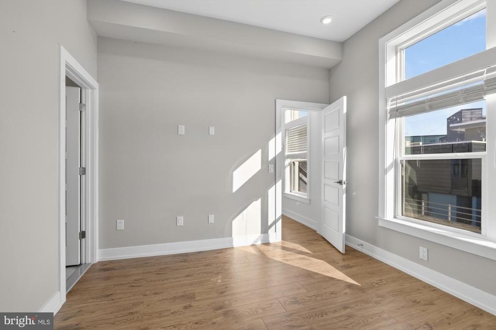 2034 N Front Street - Photo 15