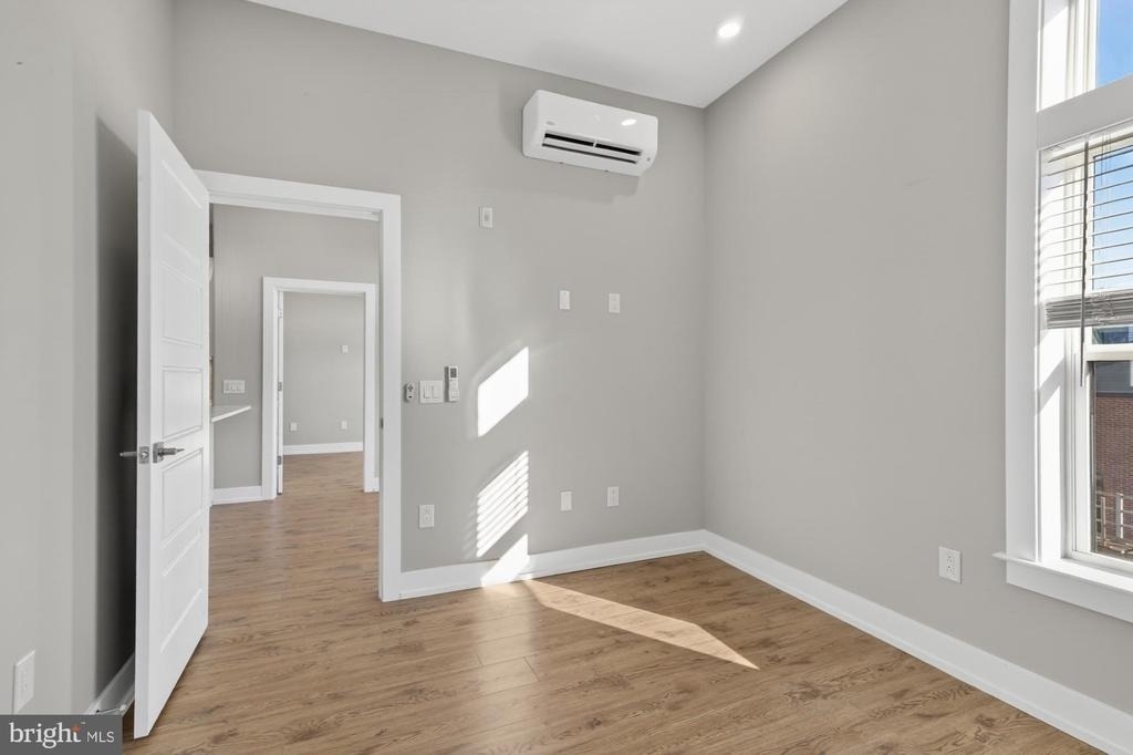 2034 N Front Street - Photo 13