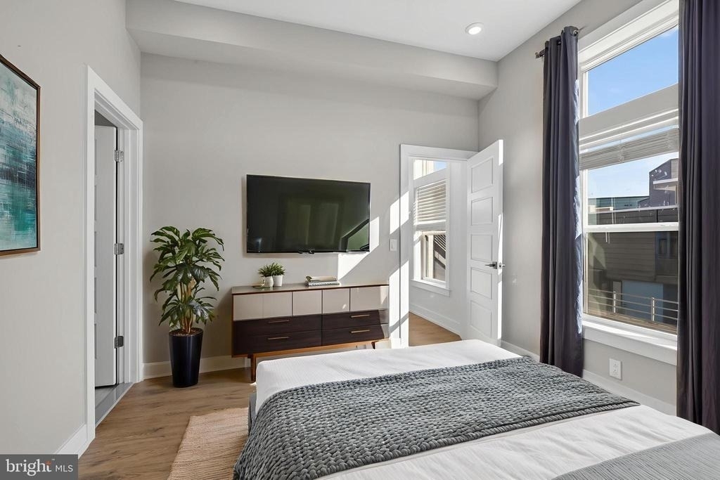 2034 N Front Street - Photo 1