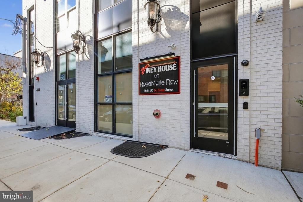 2034 N Front Street - Photo 29