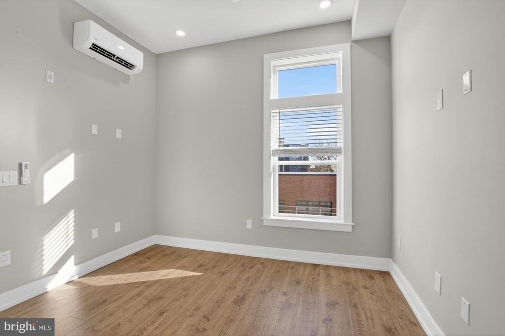 2034 N Front Street - Photo 14