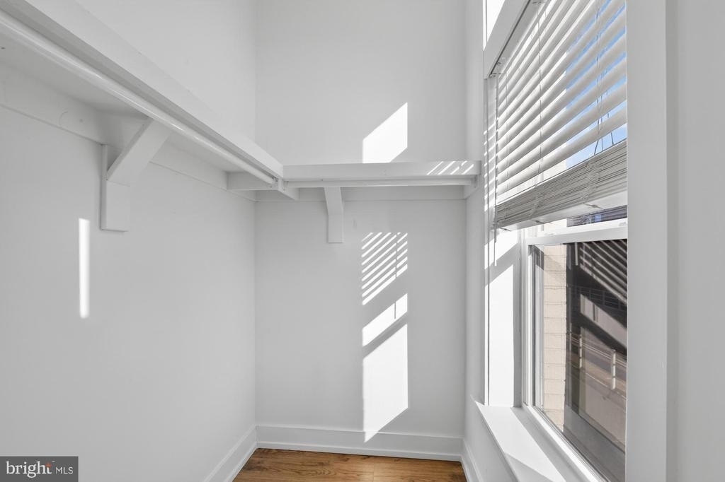 2034 N Front Street - Photo 20