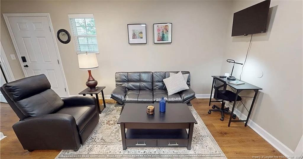 2402 Rockwood (cottage) Drive - Photo 6