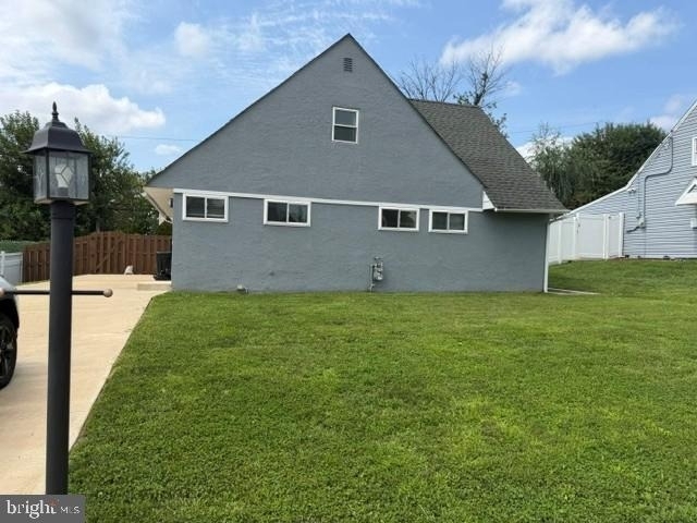 9308 Treaty Road - Photo 2