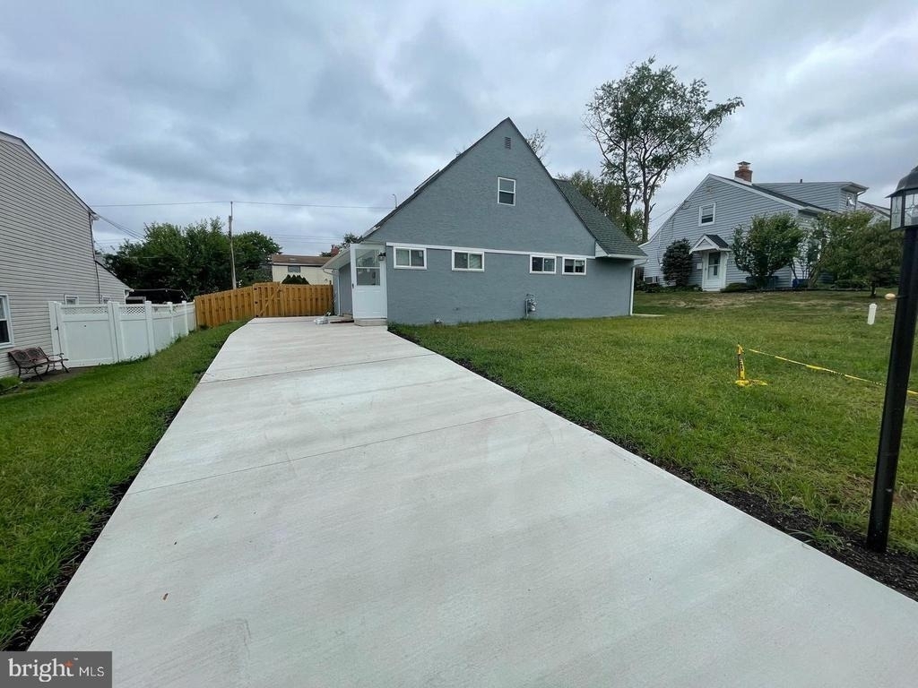 9308 Treaty Road - Photo 1