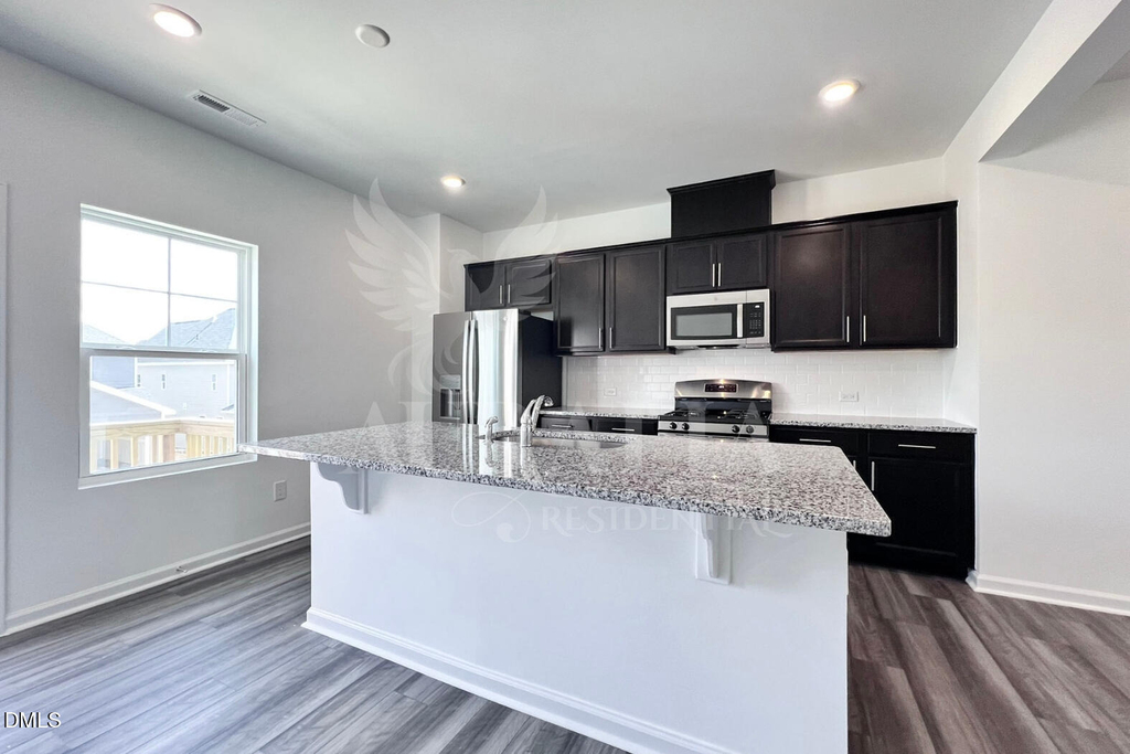 1421 Jay Road - Photo 12