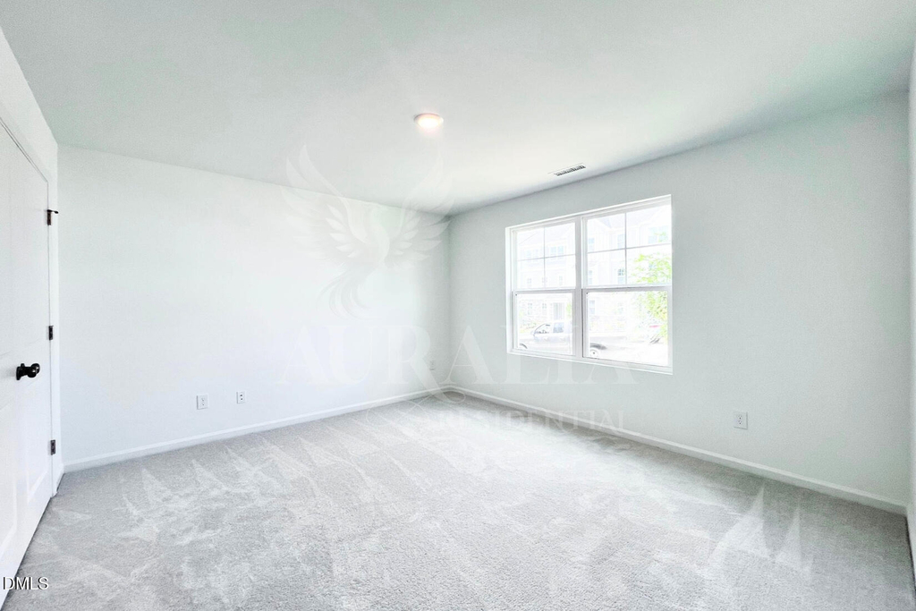 1421 Jay Road - Photo 3