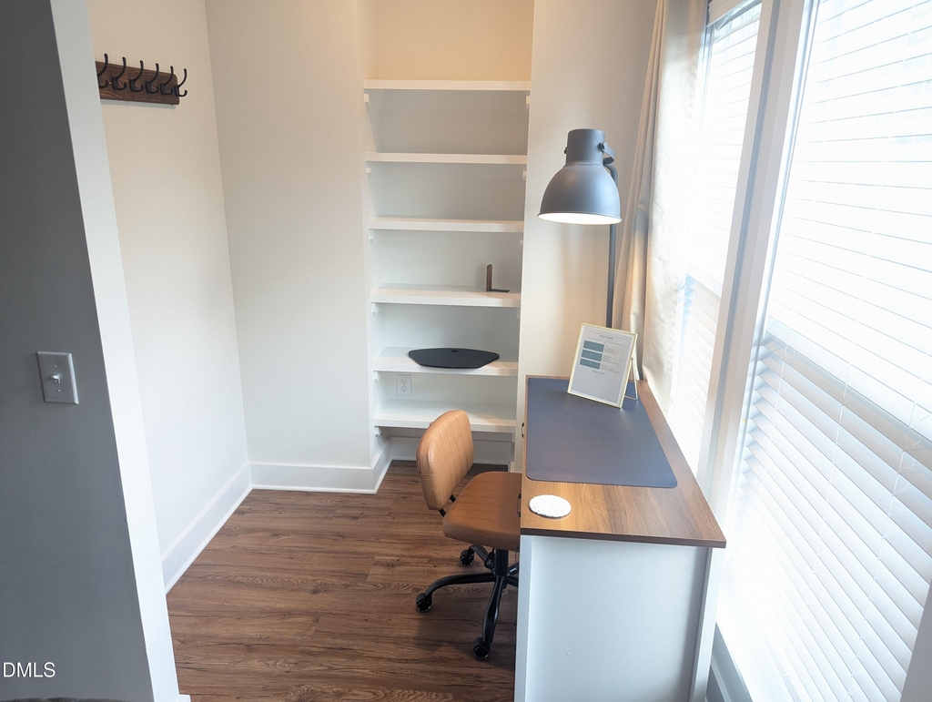 702 Colfax Street - Photo 3