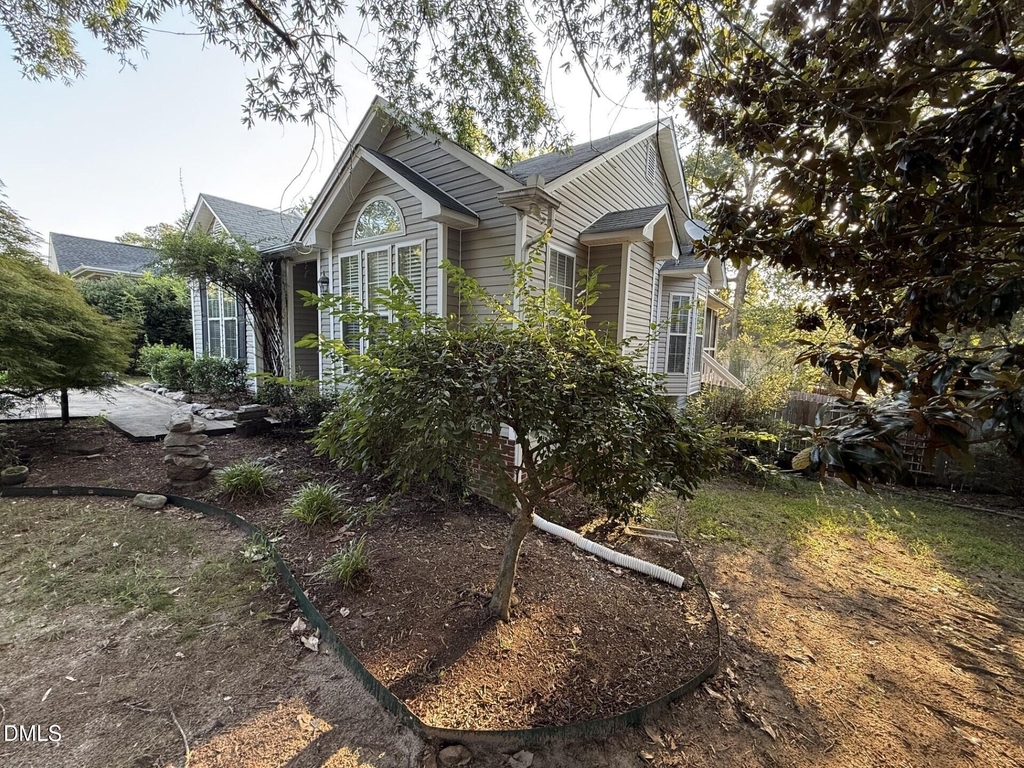 304 Aqua Marine Lane - Photo 2