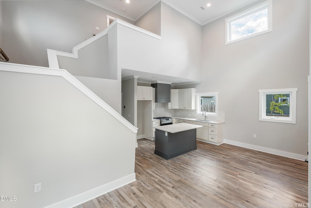 715 Drew Street - Photo 5